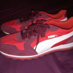 *Reduced to Clear!* Men's Puma Sneakers 11